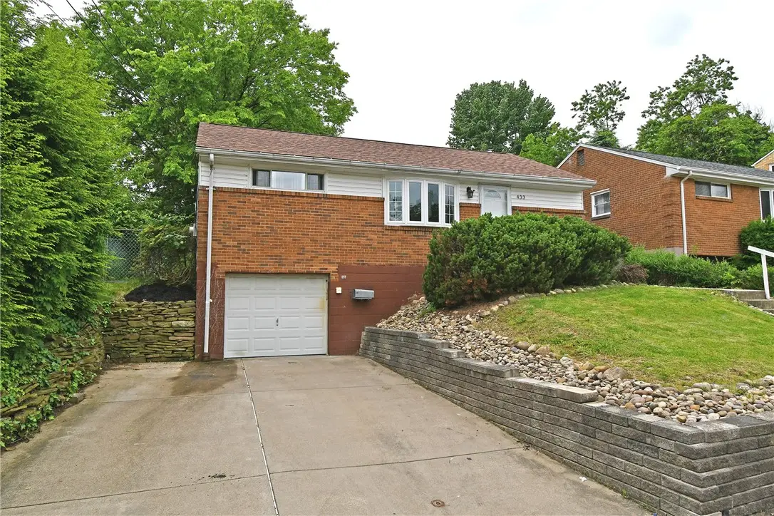 433 Ridgemont Dr, Pittsburgh, PA 15220 - #1