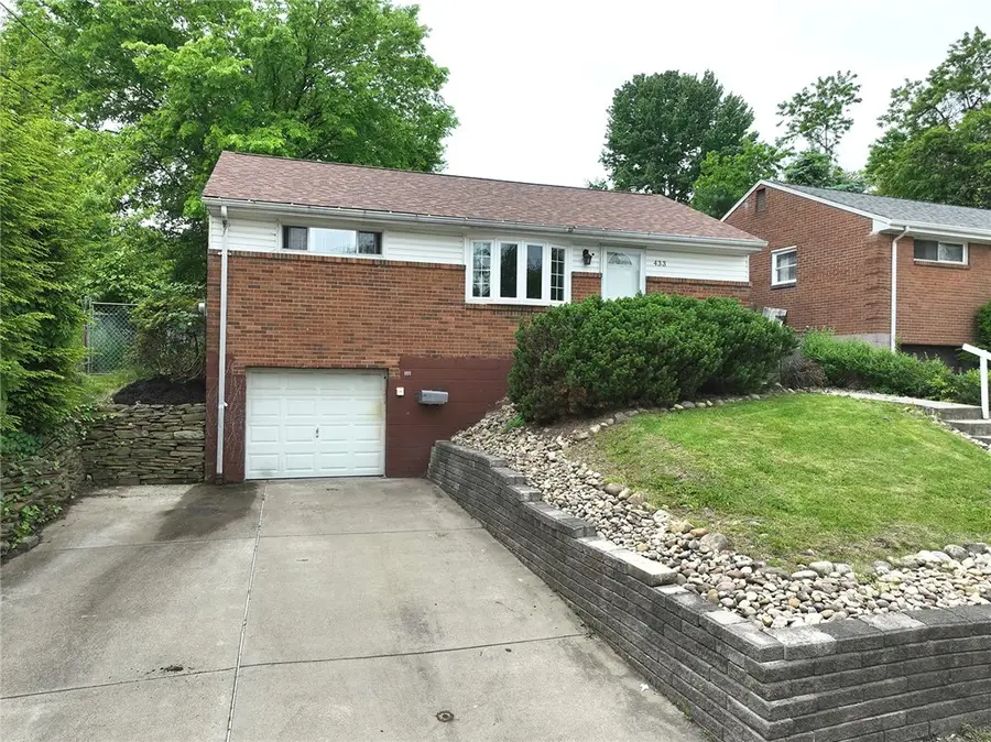 433 Ridgemont Dr, Pittsburgh, PA 15220 - #2