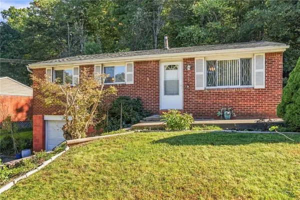 213 Alpine Village Dr, Monroeville, PA 15146