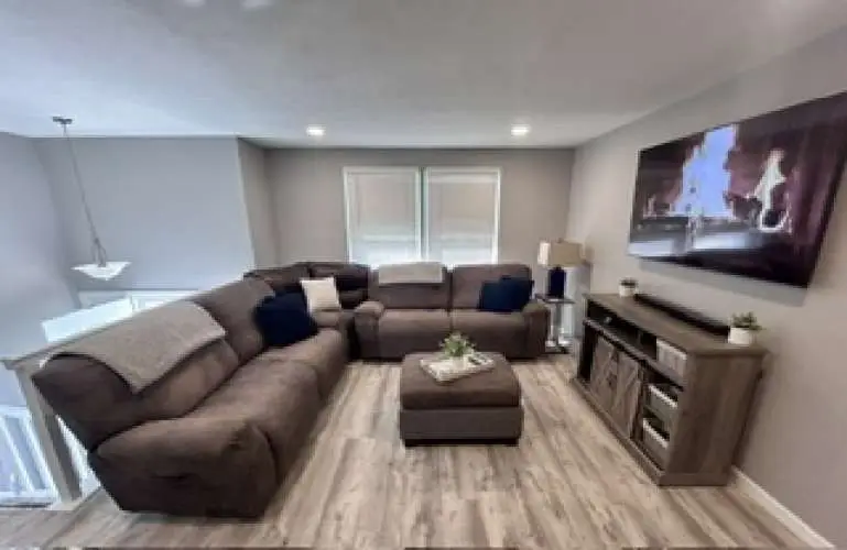 126 Mohican Dr, Greensburg, PA 15601 - #2