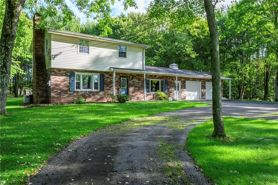 411 Kerry Dr, Butler, PA 16001 - #3