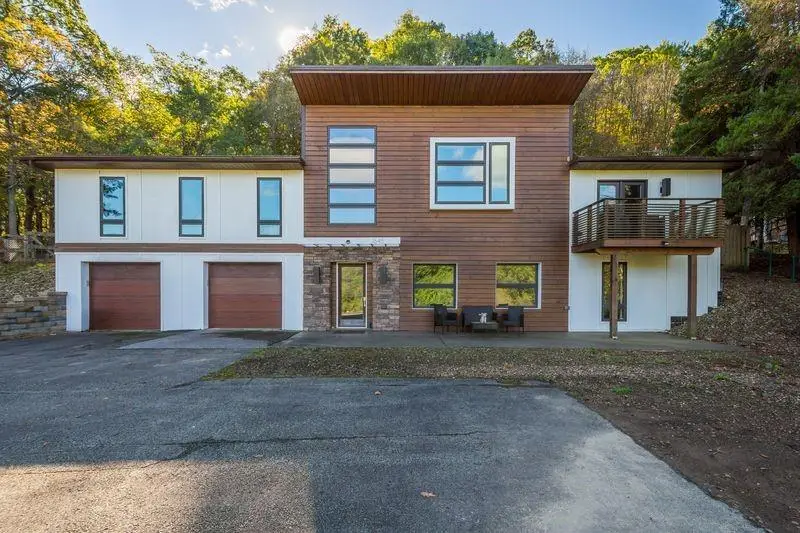 1645 Pegher Lane, Sewickley, PA 15143 - #1