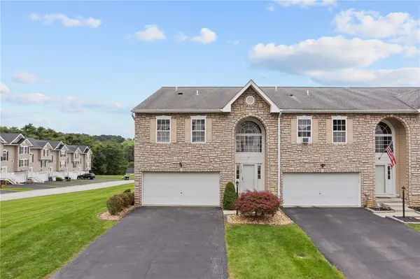 1136 Arrowhead Dr, Washington, PA 15301