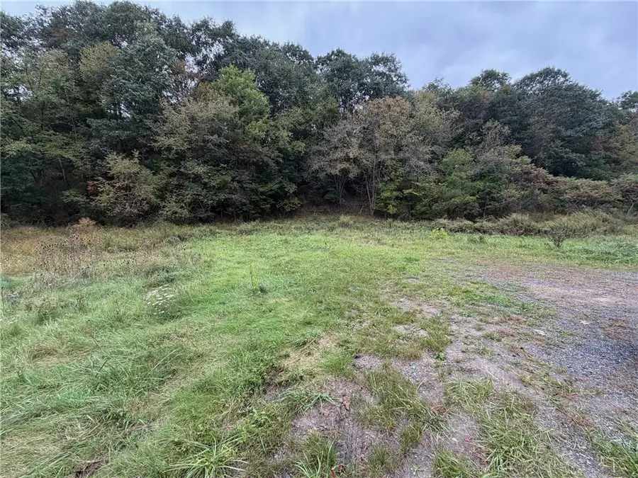 2520 Warrendale Bayne Rd, Baden, PA 15005 - #2