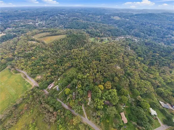 000 West Starz, Cheswick, PA 15024