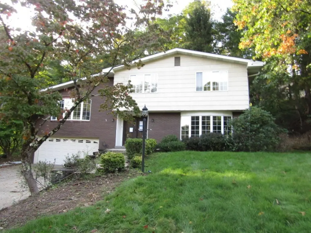 3808 Edinburg Dr, Murrysville, PA 15668 - #1