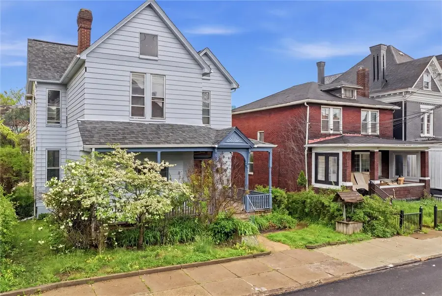 153 Comrie Ave, Braddock, PA 15104 - #2