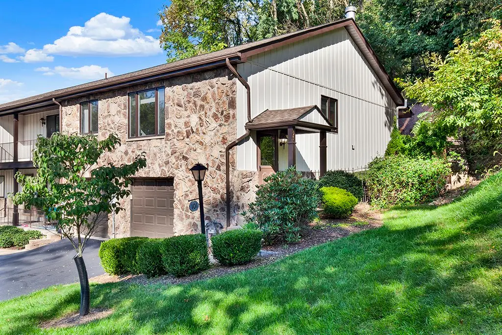 101 Forest Ridge Dr, Pittsburgh, PA 15221 - #1