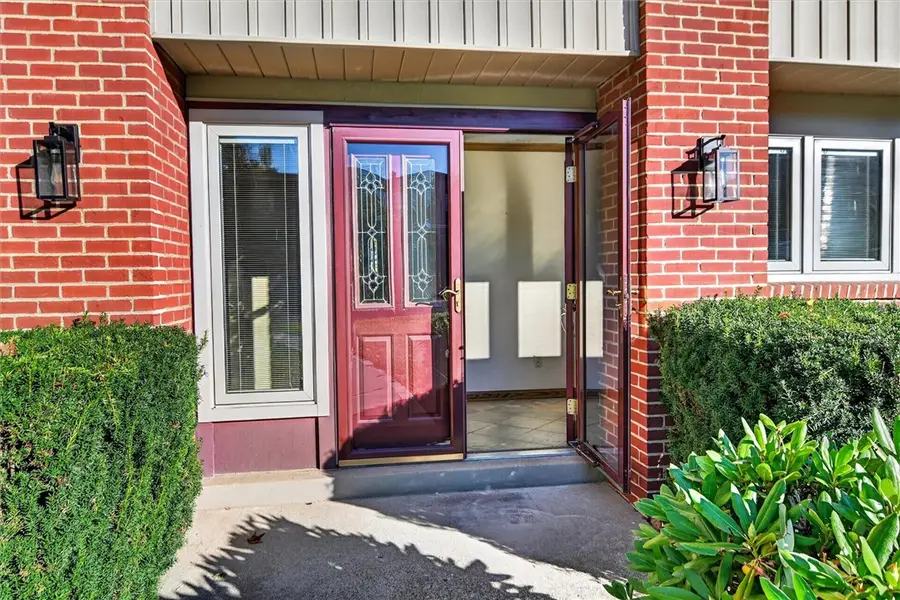 21 Scenic Dr, Coraopolis, PA 15108 - #3