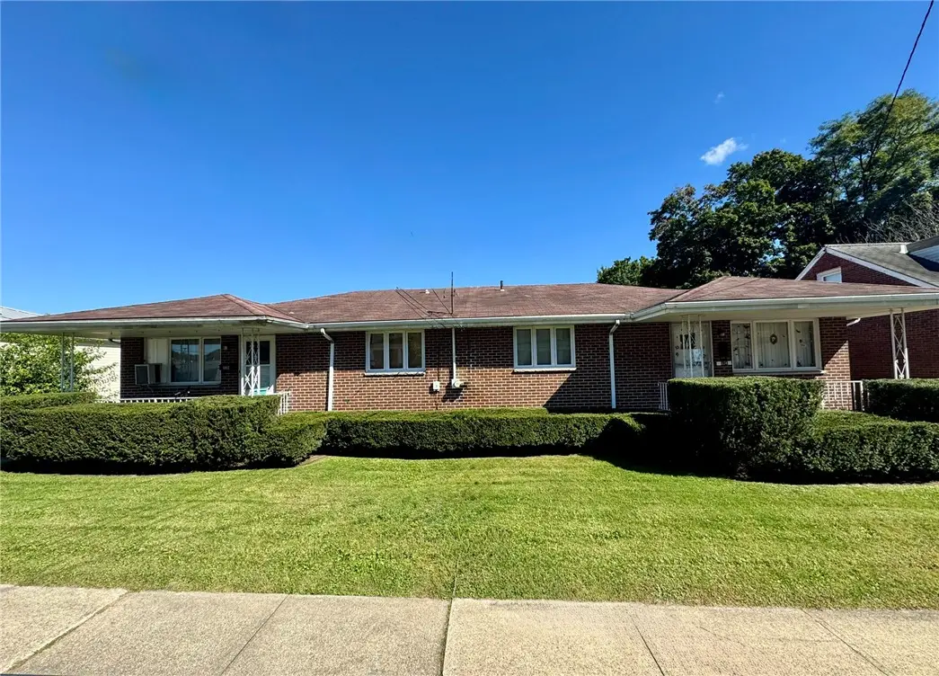 134-136 James St, Springdale, PA 15144 - #1