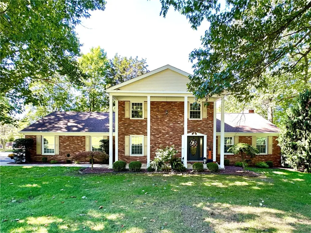 3411 Banberry Ln, New Castle, PA 16105 - #1