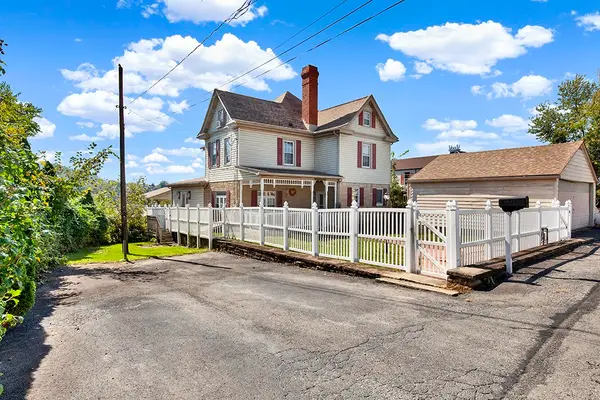 35 Solomon St, Belle Vernon, PA 15012