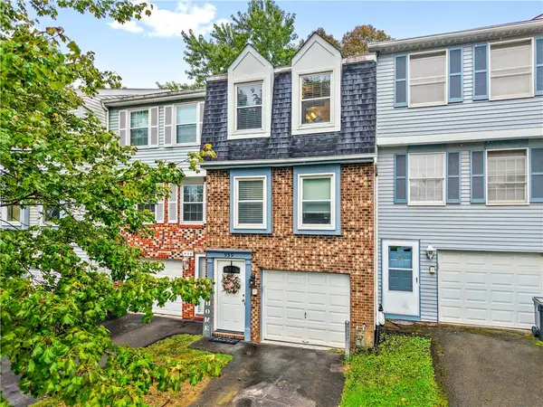939 Lynwood Court, Cranberry Twp, PA 16066