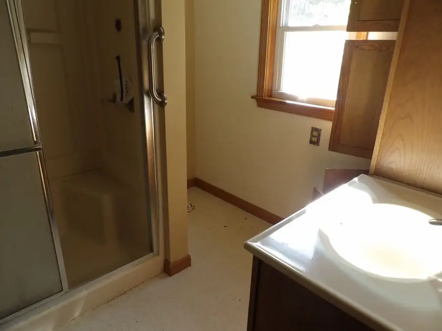 334 Liberty St, Franklin, PA 16323 - #2