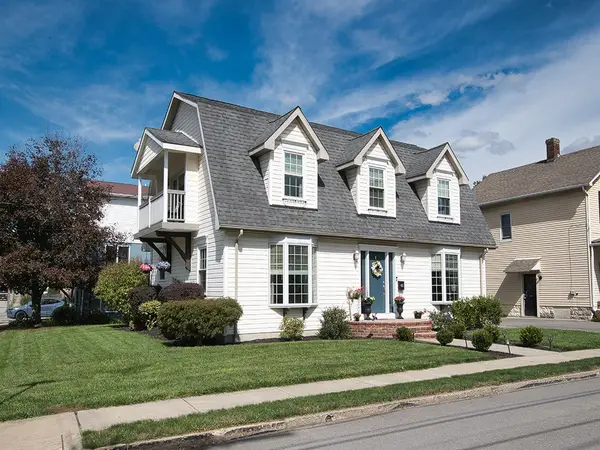 401 Center Street, Zelienople, PA 16063