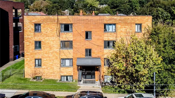 3592 Brighton Rd, Pittsburgh, PA 15212