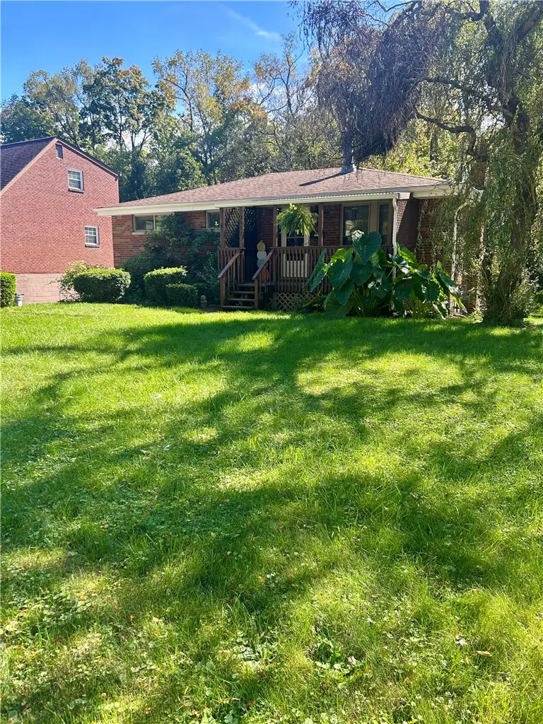 3037 Greenwald Rd, Bethel Park, PA 15102 - #2