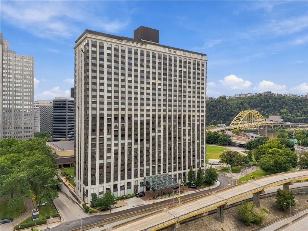 320 Fort Duquesne Blvd #24N, Pittsburgh, PA 15222 - #1