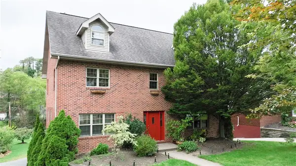1286 Lakemont Dr, Pittsburgh, PA 15243