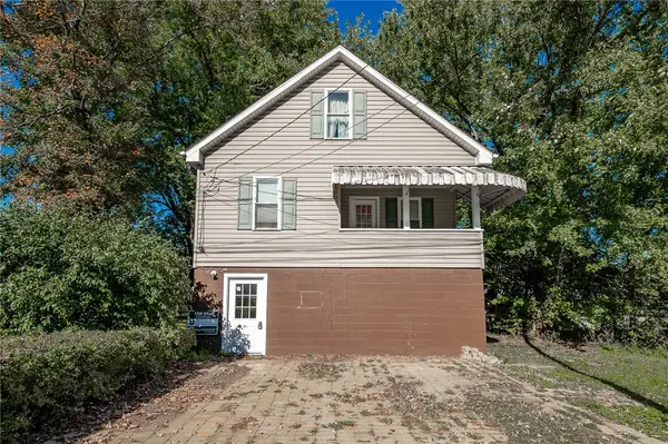 1717 1/2 5th Avenue Extension, Ford City, PA 16226