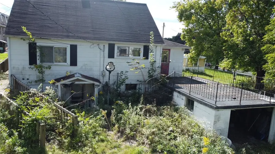 275 S Duffy Rd, Butler, PA 16001 - #2