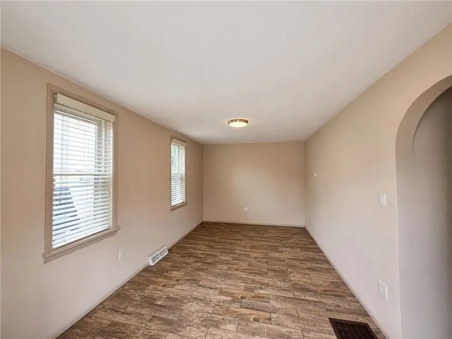 1520 1/2 4th Ave, Coraopolis, PA 15108 - #3