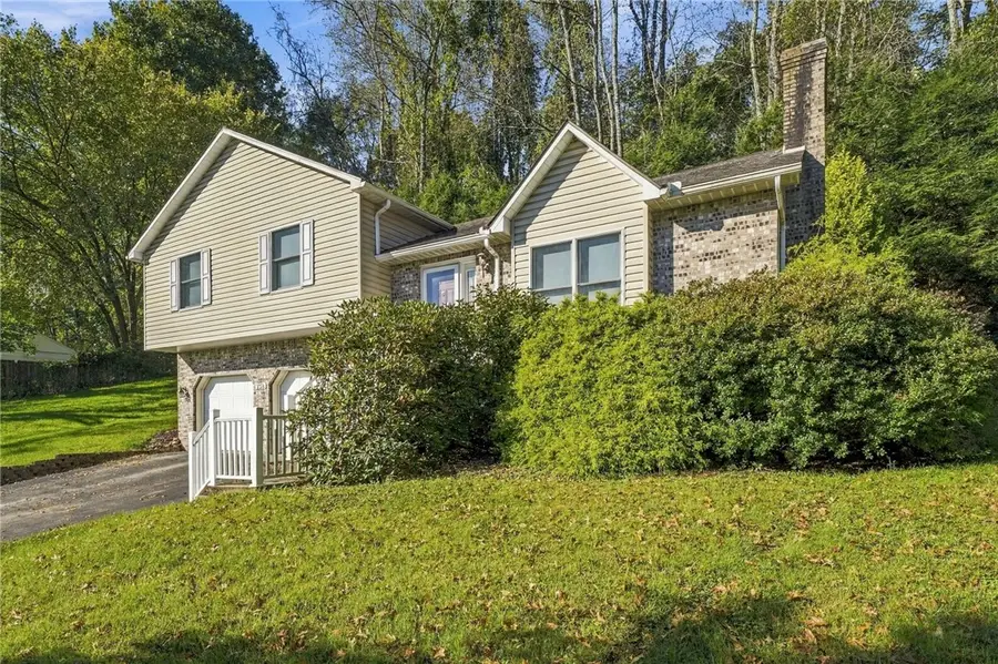 758 Harvey Ave, Greensburg, PA 15601 - #2