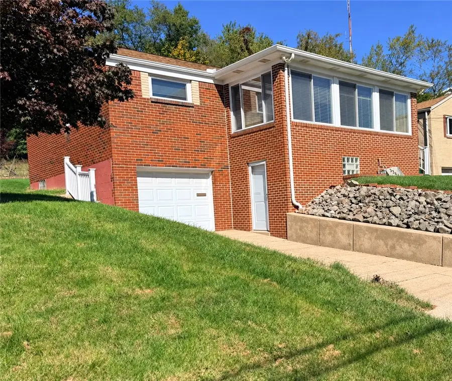 3344 Sycamore Dr, Pittsburgh, PA 15234 - #2