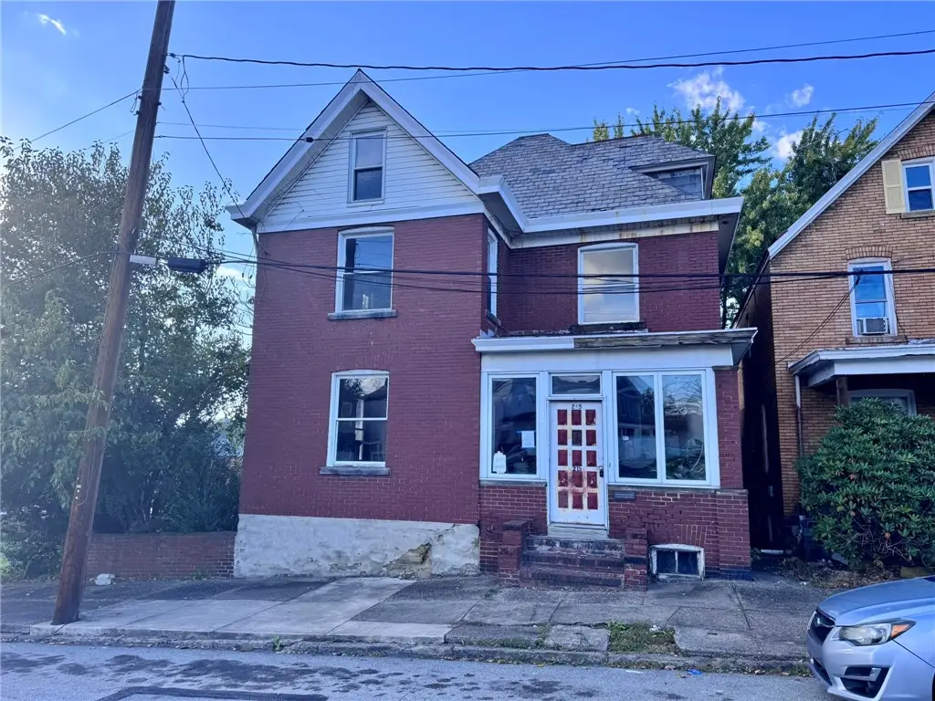 215 S 2nd St, Jeannette, PA 15644 - #1