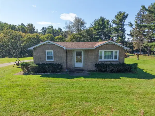 95 Maplewood Rd, Vanderbilt, PA 15486