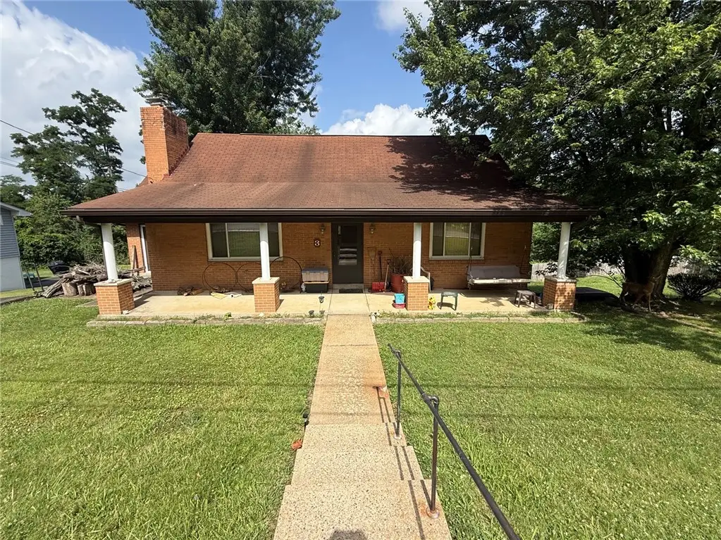 3 Arnold Dr, Verona, PA 15147 - #1