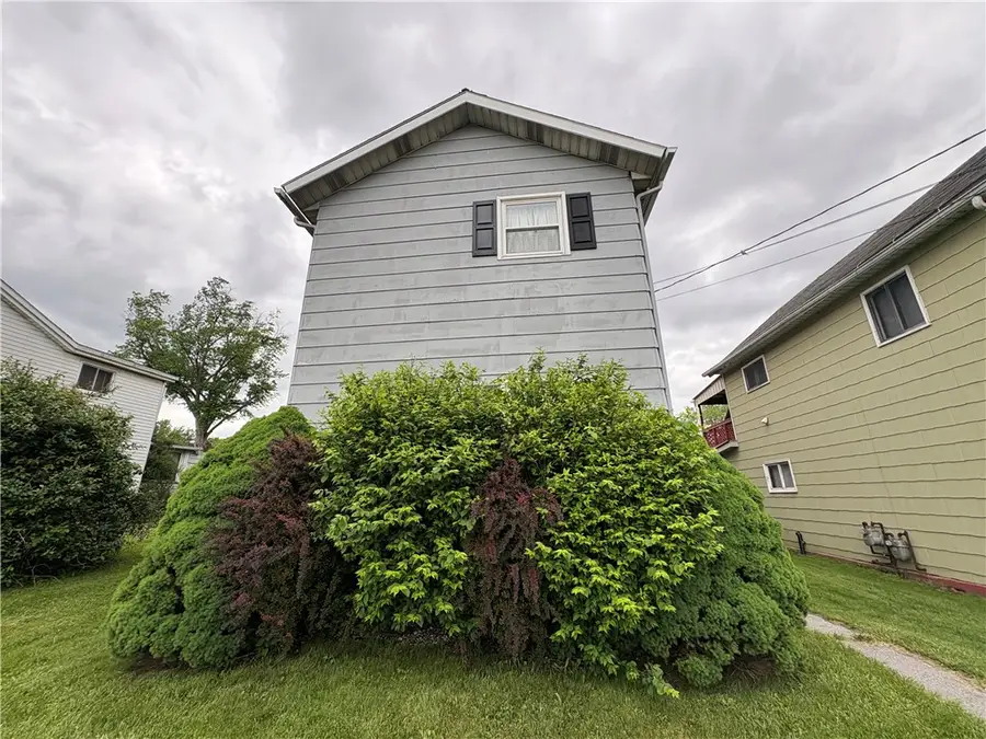 204 N Main St, Punxsutawney, PA 15767 - #3
