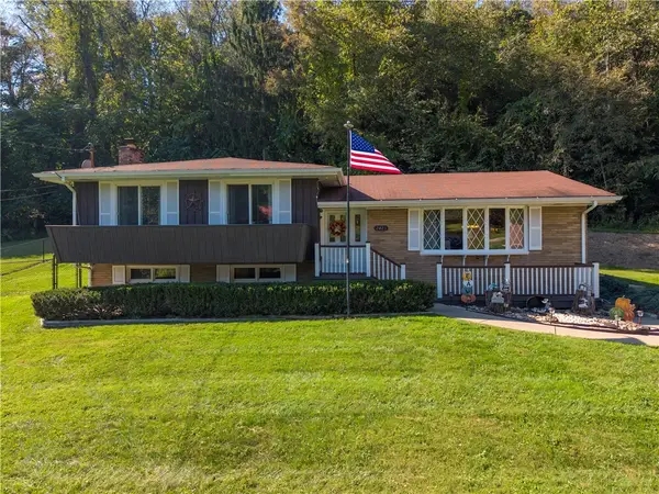 2423 Manown Rd, Monongahela, PA 15063