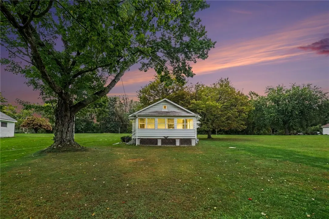 3917 Station Rd, New Castle, PA 16101 - #1