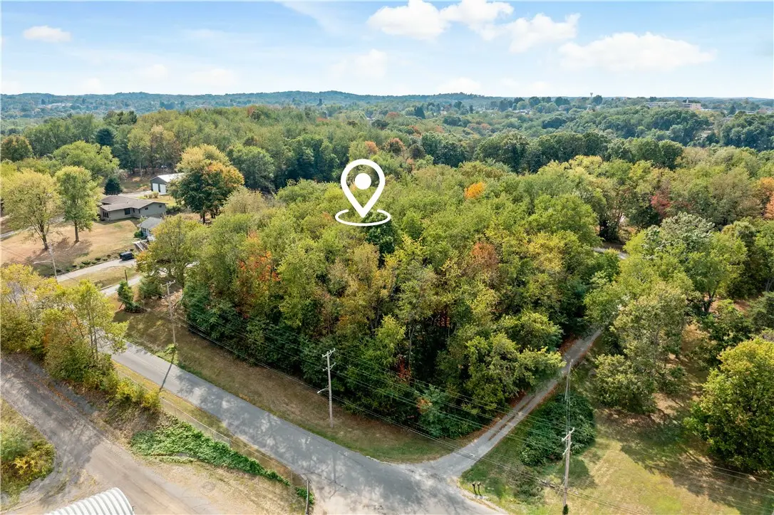 1924 Sohn Rd, Aliquippa, PA 15001 - #1