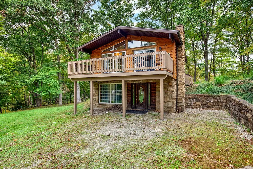 262 Mountain View Rd, Uniontown, PA 15401 - #1