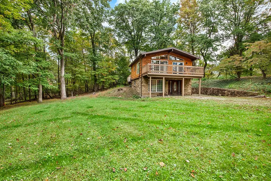 262 Mountain View Rd, Uniontown, PA 15401 - #2