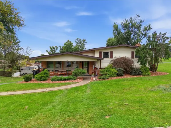 1342 Long Ave, Bethel Park, PA 15102