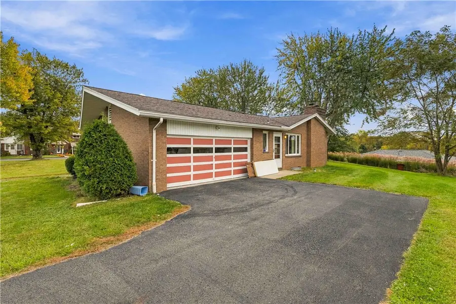 41 Seanor St, Jeannette, PA 15644 - #3
