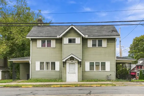 61 State Street, Baden, PA 15005