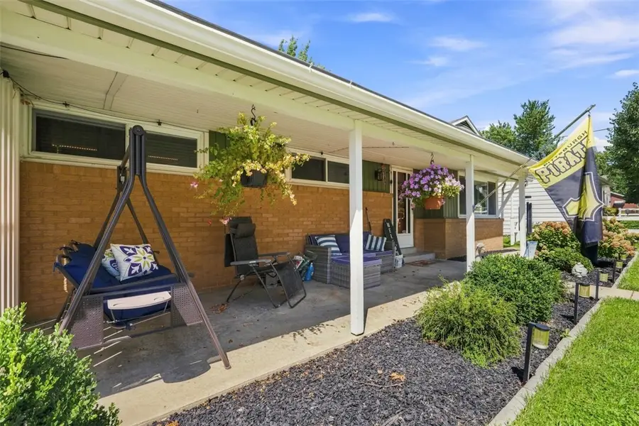 108 Hillside Dr, Zelienople, PA 16063 - #3