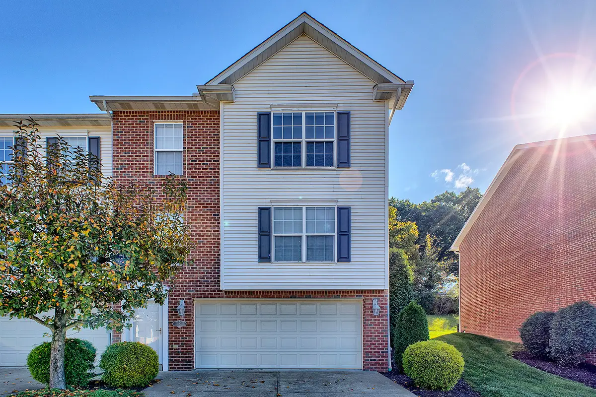 120 Park Lane, Greensburg, PA 15601 - #1