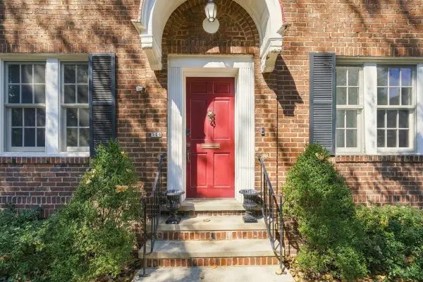 506 Roslyn Place, Pittsburgh, PA 15232