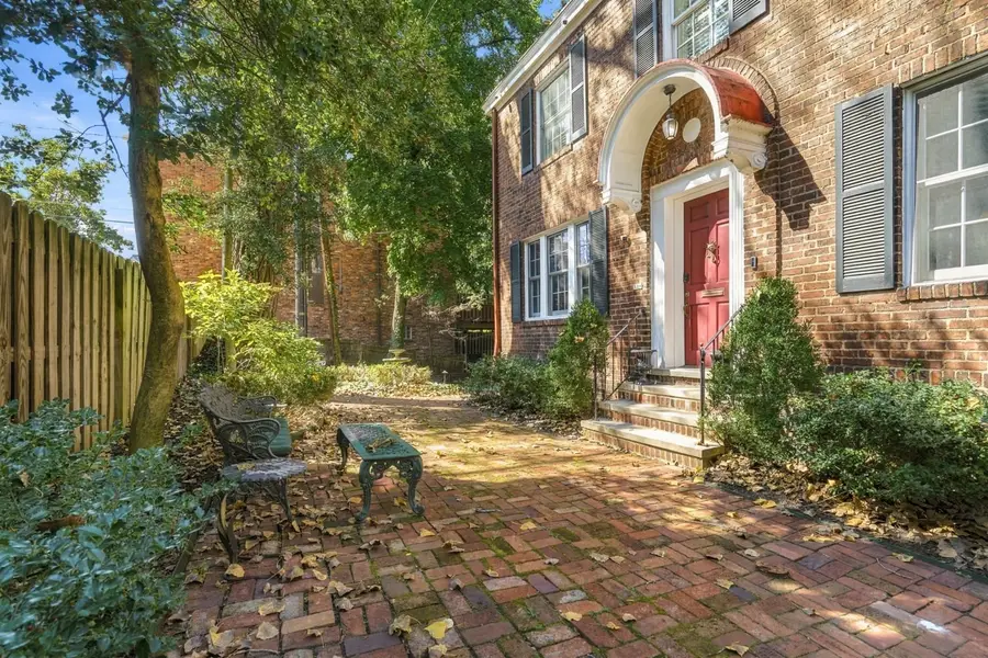506 Roslyn Place, Pittsburgh, PA 15232 - #2
