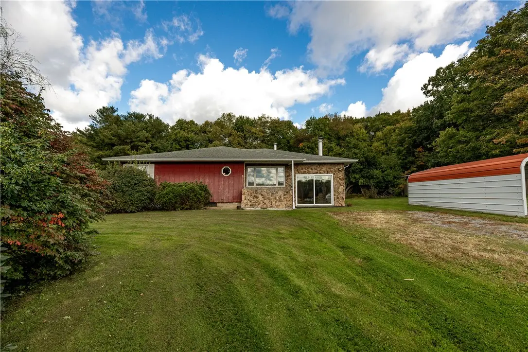 215 Lake Wilhelm Rd, Clarks Mills, PA 16114 - #1