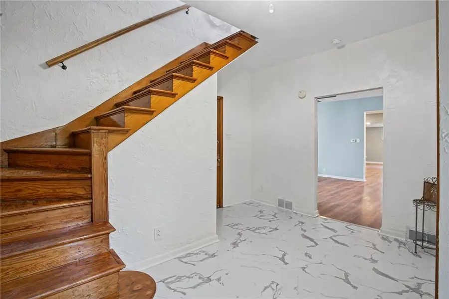 408 S Broadway Street, Scottdale, PA 15650 - #2