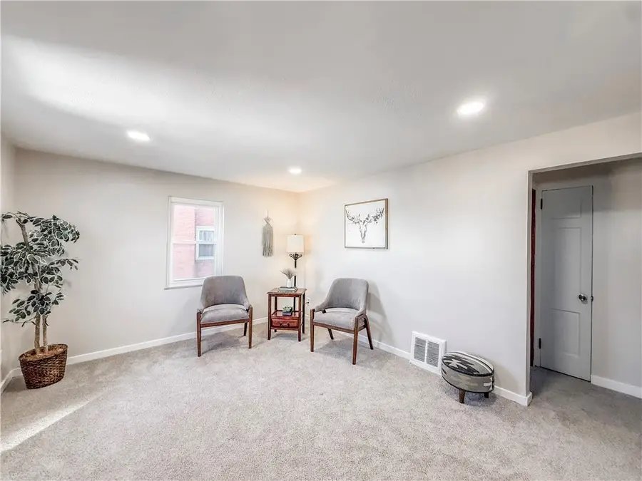 3733 Rebecca Street, Pittsburgh, PA 15234 - #2