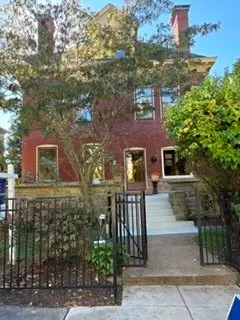 916 College St, Pittsburgh, PA 15232 - #1