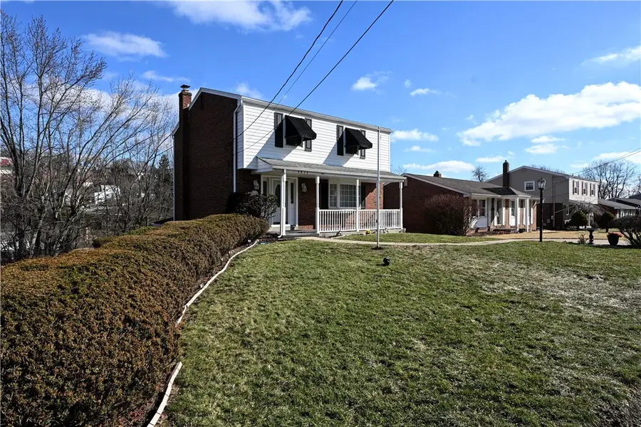 5015 Elmwood Dr, Pittsburgh, PA 15227 - #3