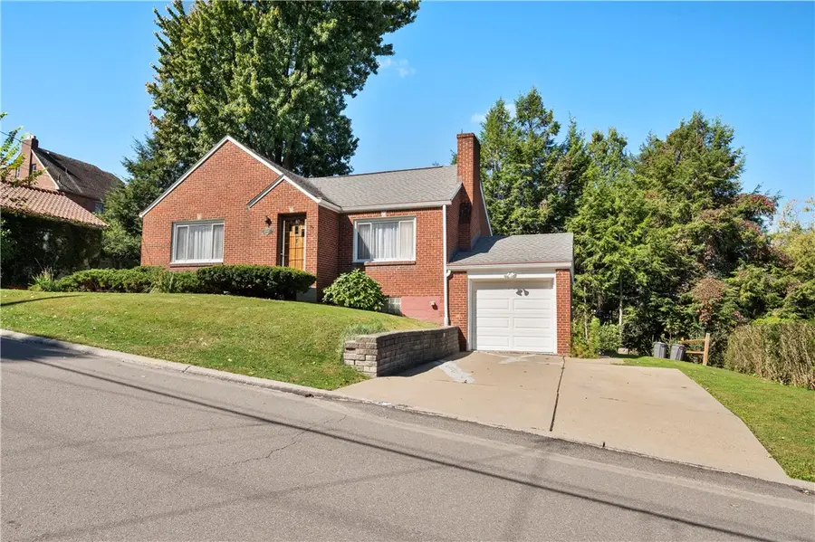 3942 Lawnview Ave, Pittsburgh, PA 15227 - #2